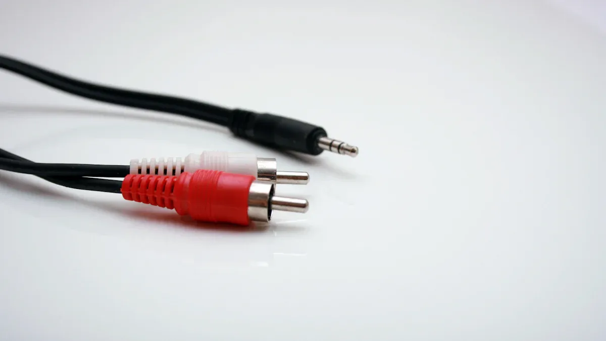 RCA Color Coding in 4-Pin Connectors